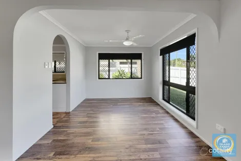 Property photo of 11 Waratah Street Kin Kora QLD 4680