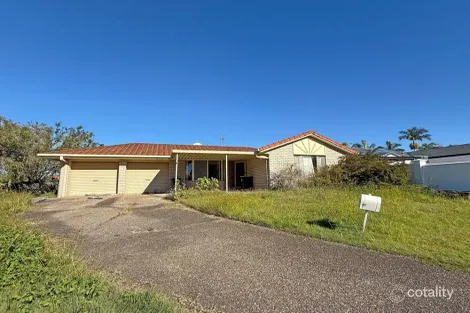 64 Avondale Dr, Banora Point, NSW 2486