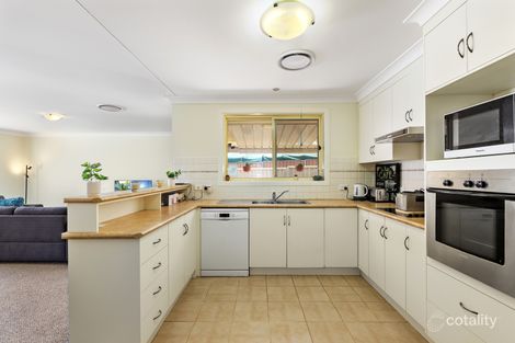 Property photo of 31 Illoura Street Hillvue NSW 2340