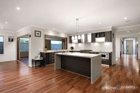 Property photo of 34 Vert Avenue Narre Warren South VIC 3805