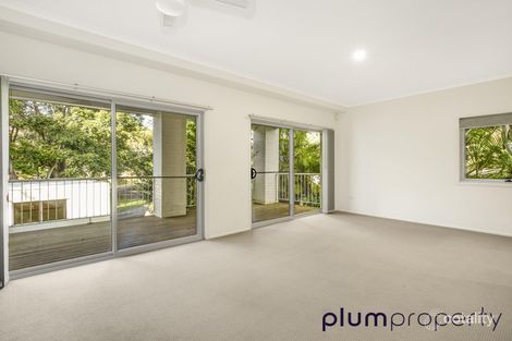 Property photo of 2 Sixth Avenue St Lucia QLD 4067