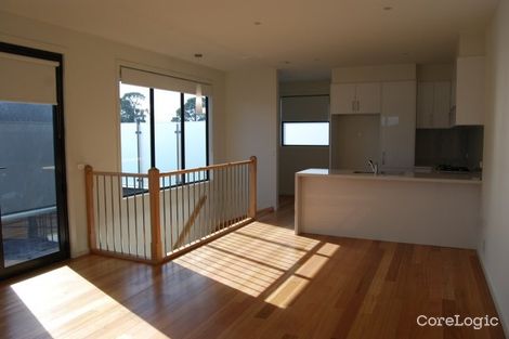 Property photo of 2/375 Gaffney Street Pascoe Vale VIC 3044