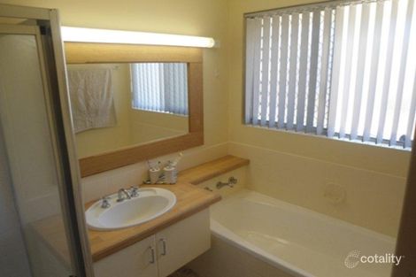 Property photo of 31 Cardington Way Huntingdale WA 6110