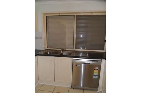 Property photo of 40 Parkway Circuit Parafield Gardens SA 5107