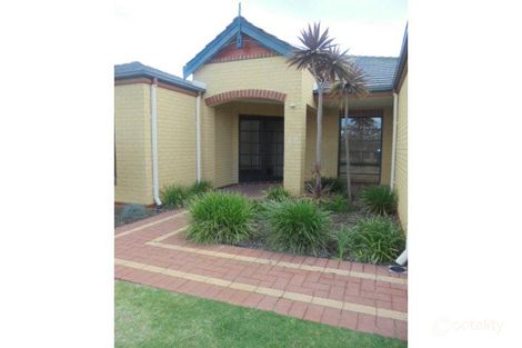 Property photo of 25 Freycinet Circuit Aubin Grove WA 6164