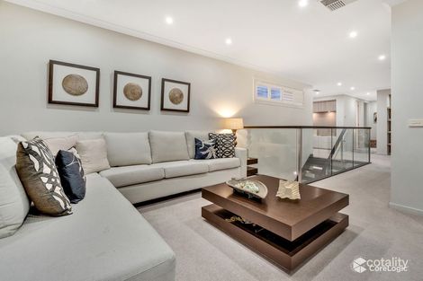 Property photo of 18 Vantage Boulevard Craigieburn VIC 3064