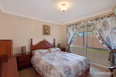 Property photo of 11 Oakehampton Court Bateau Bay NSW 2261