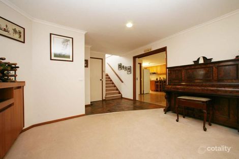 Property photo of 32 Belindavale Drive Knoxfield VIC 3180