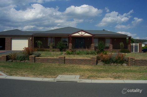 Property photo of 12 Callander Place Lysterfield VIC 3156