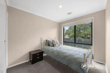 Property photo of 16 Watterson Place Gilmore ACT 2905