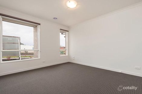 Property photo of 13 Belloza Way Mernda VIC 3754