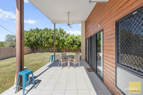 Property photo of 2/20 Riverview Street Emerald QLD 4720