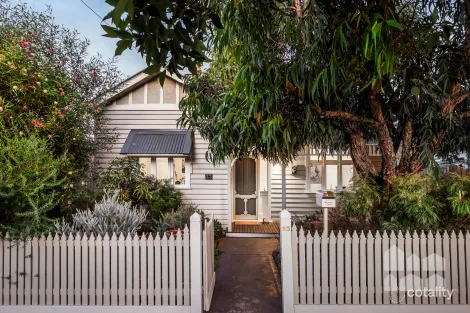 Property photo of 23 Dongola Road West Footscray VIC 3012
