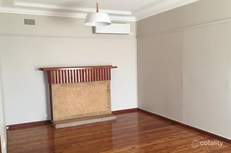 Property photo of 26 Hopetoun Street Oak Flats NSW 2529