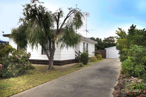 33 Thomson Bvd, St Leonards, VIC 3223