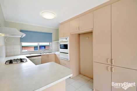 Property photo of 32 Meeking Drive Pakenham VIC 3810