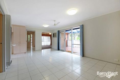 Property photo of 32 Meeking Drive Pakenham VIC 3810