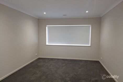 Property photo of 2 Hillcrest Parade Tarneit VIC 3029