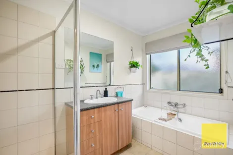 Property photo of 2 Graf Way Point Cook VIC 3030