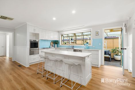 Property photo of 16 Manifold Court Croydon South VIC 3136