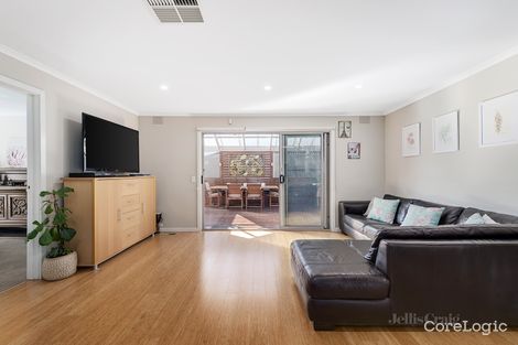 Property photo of 2 Bullock Court Donvale VIC 3111