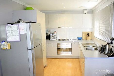 Property photo of 2 Blackwood Court Werribee VIC 3030