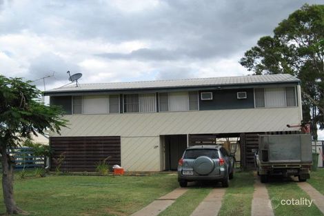 33 Stower St, Blackwater, QLD 4717