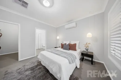 Property photo of 39 Paradise Drive Gobbagombalin NSW 2650