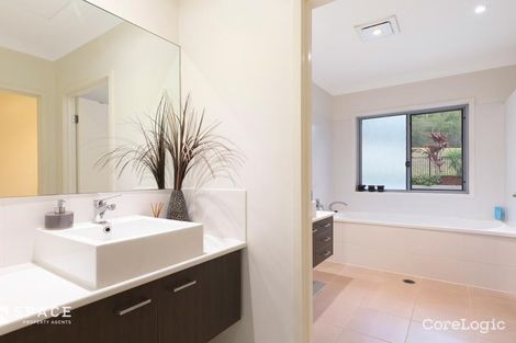 Property photo of 23 Oaklands Place Upper Kedron QLD 4055