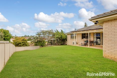 Property photo of 237 Denton Park Drive Aberglasslyn NSW 2320