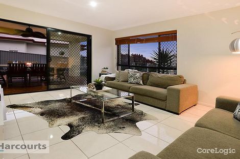 Property photo of 25 Morningvale Place Mitchelton QLD 4053