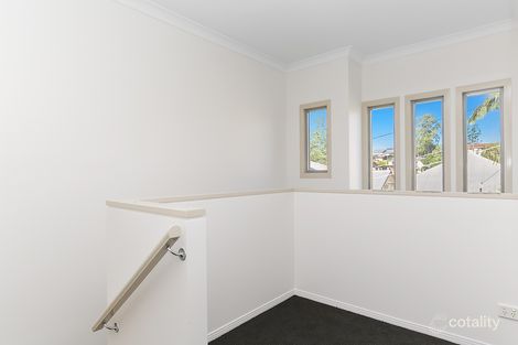 Property photo of 2/8 Picot Street Kelvin Grove QLD 4059
