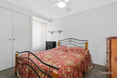 Property photo of 66 Mayfield Circuit Albion Park NSW 2527