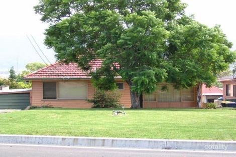 Property photo of 16 Kent Road Dapto NSW 2530