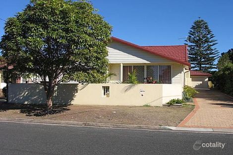 43 Warrigal St, The Entrance, NSW 2261