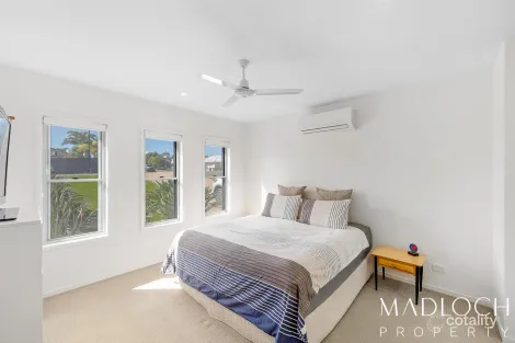 Property photo of 8 Telopea Place Kirkwood QLD 4680