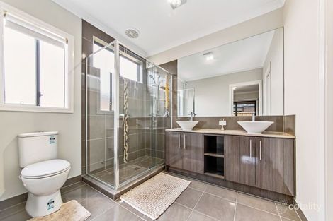 Property photo of 8 Haystack Drive Truganina VIC 3029