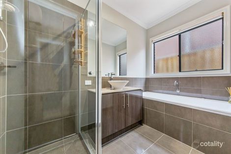 Property photo of 8 Haystack Drive Truganina VIC 3029