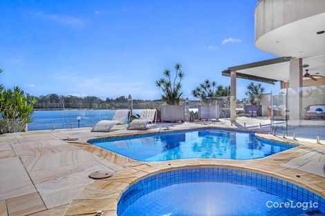 Property photo of 5274 Marine Drive North Hope Island QLD 4212