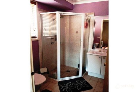 Property photo of 11 Canada Close Minto NSW 2566