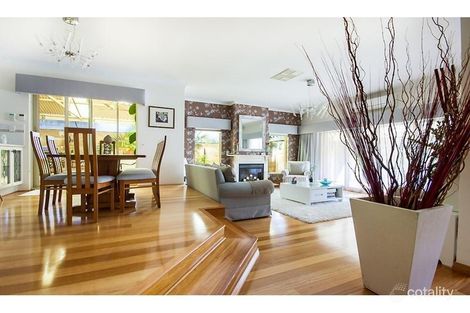 Property photo of 32 Challenger Road Madora Bay WA 6210