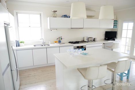 Property photo of 4 Cooksey Avenue Freshwater NSW 2096