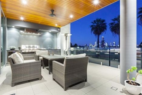 Property photo of 8 Witcomb Place South Perth WA 6151