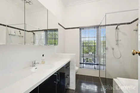 Property photo of 52 Loftus Street Nedlands WA 6009