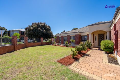 16 Deanmore Bend, Hammond Park, WA 6164