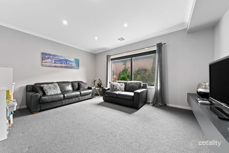 Property photo of 5 Peddar Way Craigieburn VIC 3064