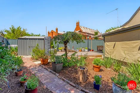 Property photo of 9 William Street Long Gully VIC 3550