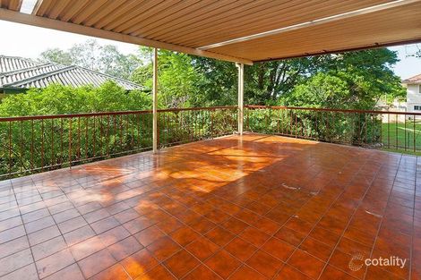 Property photo of 147 Nursery Road Holland Park West QLD 4121