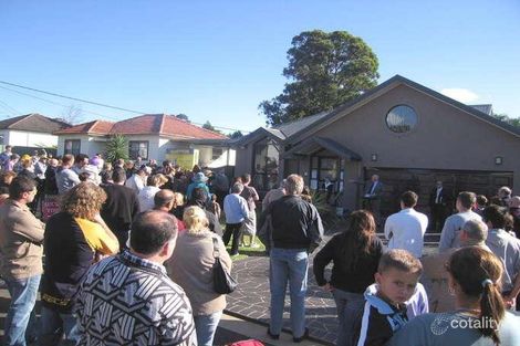 44 Victor Ave, Picnic Point, NSW 2213