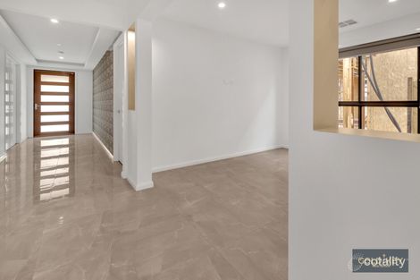 Property photo of 24 Waterbird Circuit Weir Views VIC 3338